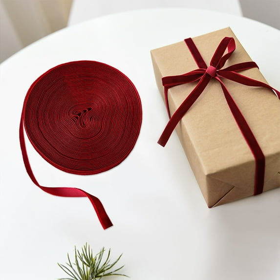 Christmas Velvet Ribbon in Red Cloth Material, DIY Gift Packaging and Tree Decoration Ribbon, Multiple Sizes for Bow Tying and Crafts, for Holiday Home Decor and Festive Project Enhancements