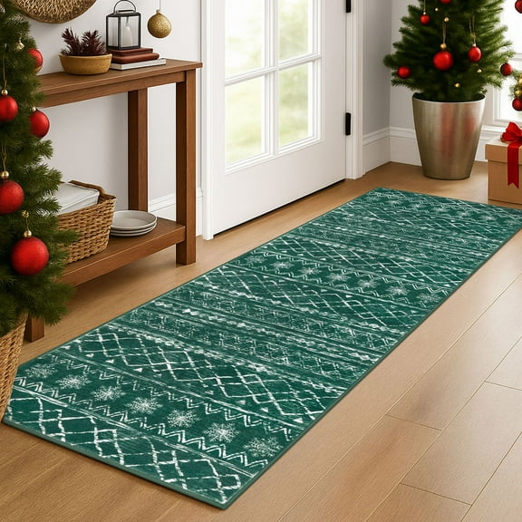 Glattice Christmas Runner Rug 2x6 Runners Rugs for Hallway Non-Slip Carpet Runners Washbale Kitchen Ruuners Snowflake Holiday Decor Print Thin Floor Runner for Bedroom Entryway, Green