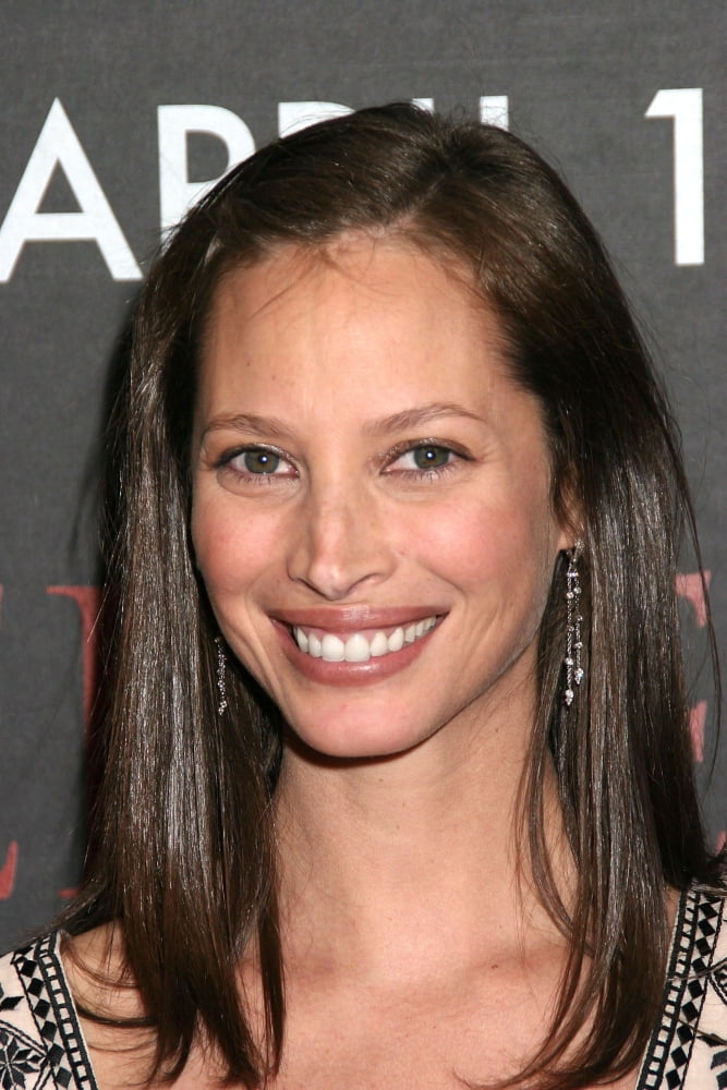 Christy Turlington At Arrivals For Perfect Stranger Premiere Canvas Art - (16 x 20)