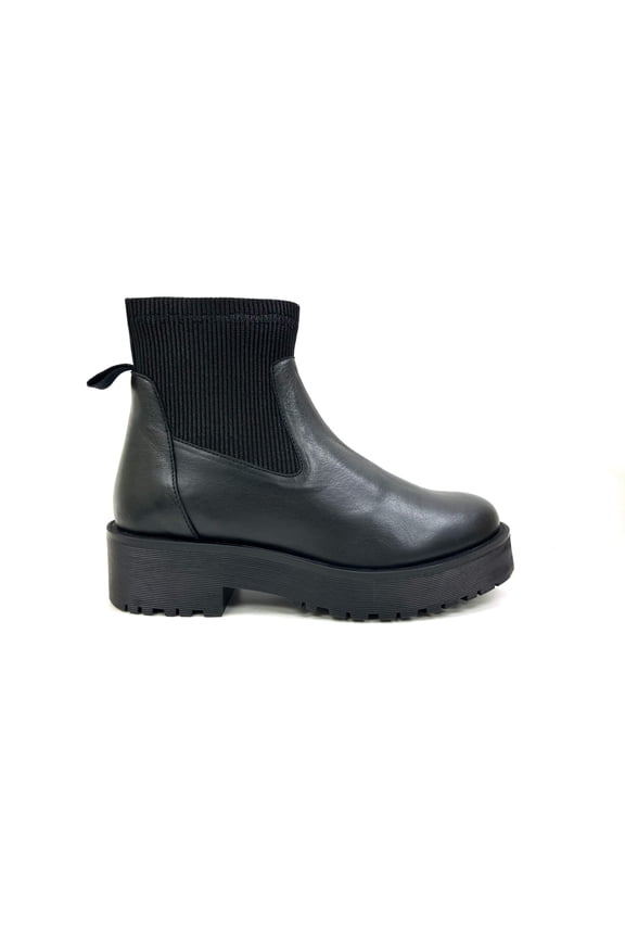 Olivia Black Platform Chelsea