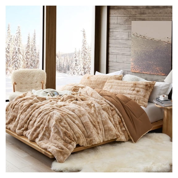Chunky Bunny Spotty Queen Faux Fur Comforter, 94x98 Inch Soft Plush Bedspread with Silky Reverse, Cozy 360 GSM Fill Bedding for Bed in White and Tan, Machine Washable Comforter