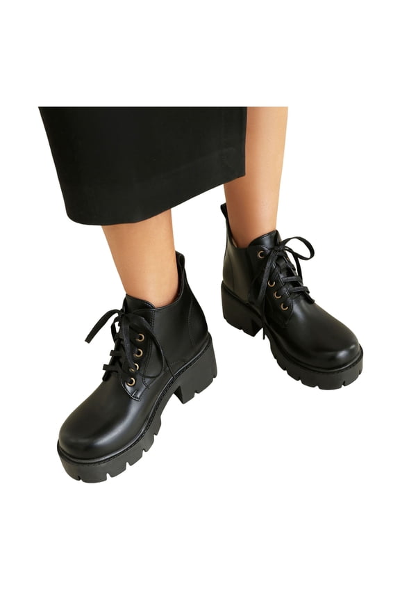 Chunky Combat Boots for Women Classic Retro Leather Wide Width Leather Platform Riding Ankle Booties All Season