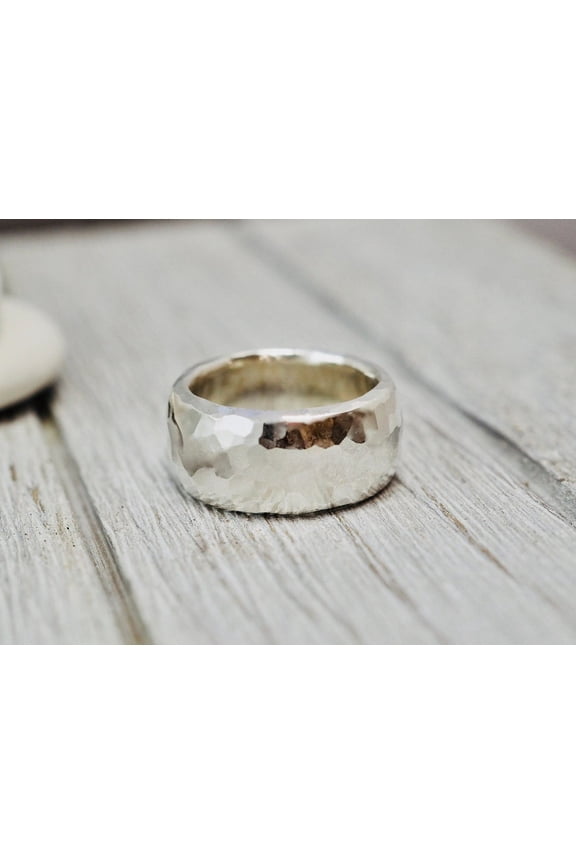 Chunky sterling silver ring | Heavy silver ring | Hammered silver ring | Very heavy solid silver ring | Handmade silver jewellery