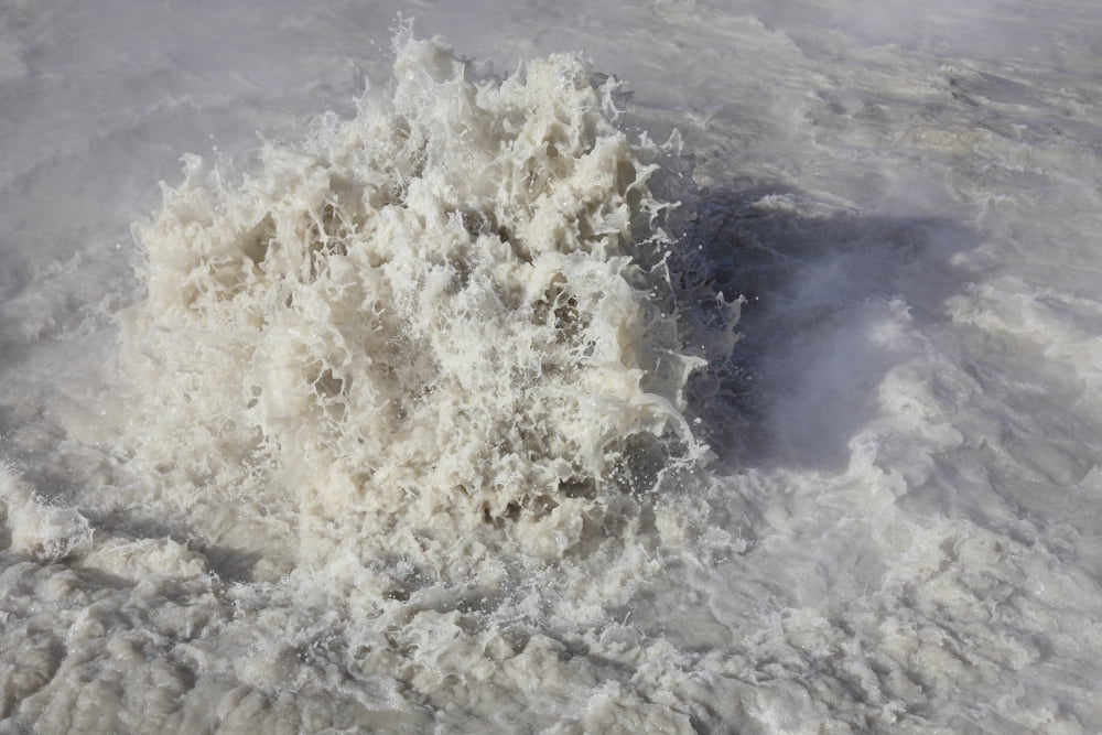 Churning Cauldron hot spring Yellowstone National Park Wyoming Canvas Art - Richard RoscoeStocktrek Images (18 x 12)