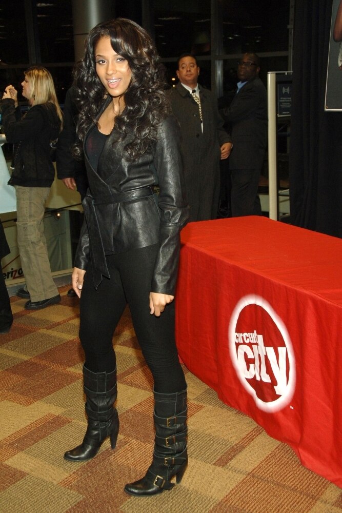Ciara At In-Store Appearance For Ciara The Evolution Cd Signing, Circuit City Union Square, New York, Ny, December 05, 2006. Photo By George TaylorEverett Collection Celebrity (16 x 20) - image 1 of 1