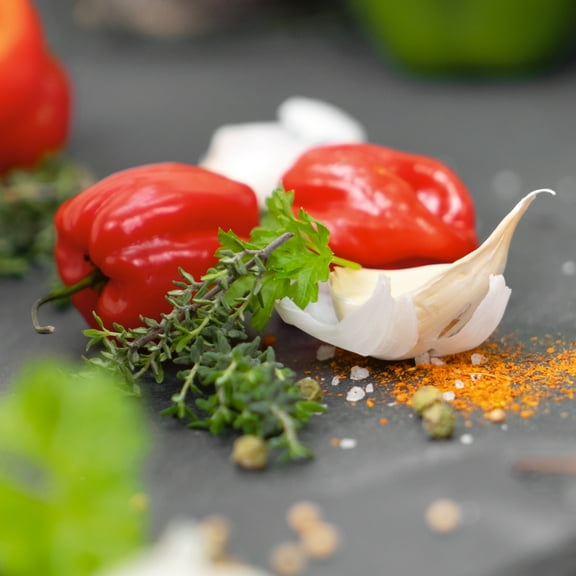 Cienfuegos - Red F1 Hybrid Hot Pepper Seeds - 300 Mg Packet ~40 Seeds - Non-GMO, F1 Hybrid - Vegetable Garden - Capsicum annuum