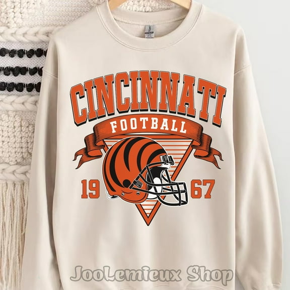 Cincinnati Football Sweatshirt, Vintage Style Cincinnati Football Crewneck, Cincinnati Football Fan Pullover, Cincinnati Fan Gifts ,Sand Color,Size M