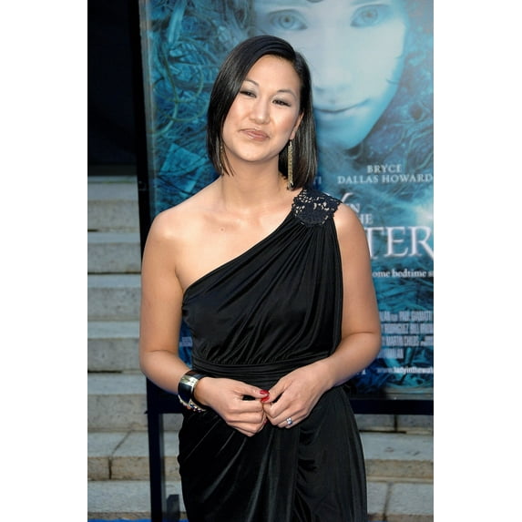 Cindy Cheung At Arrivals For Lady In The Water Premiere, The Ziegfeld Theatre, New York, Ny, July 17, 2006. Photo By William D. BirdEverett Collection Celebrity (16 x 20)