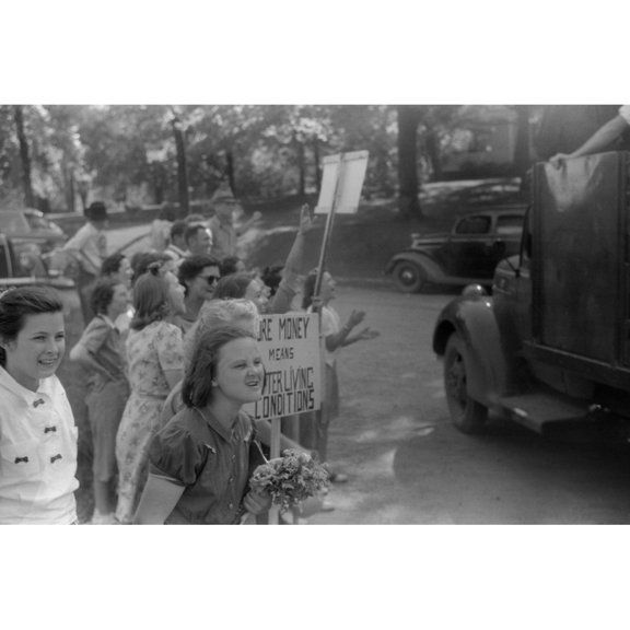 Cio Pickets Jeering At Workers Entering A Mill In Greensboro History (24 x 18)