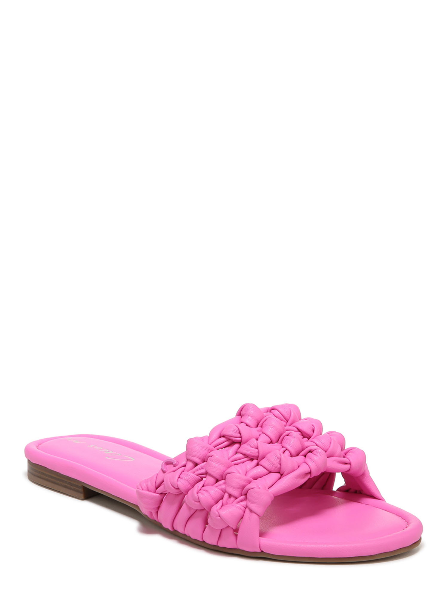 Women getting knotted