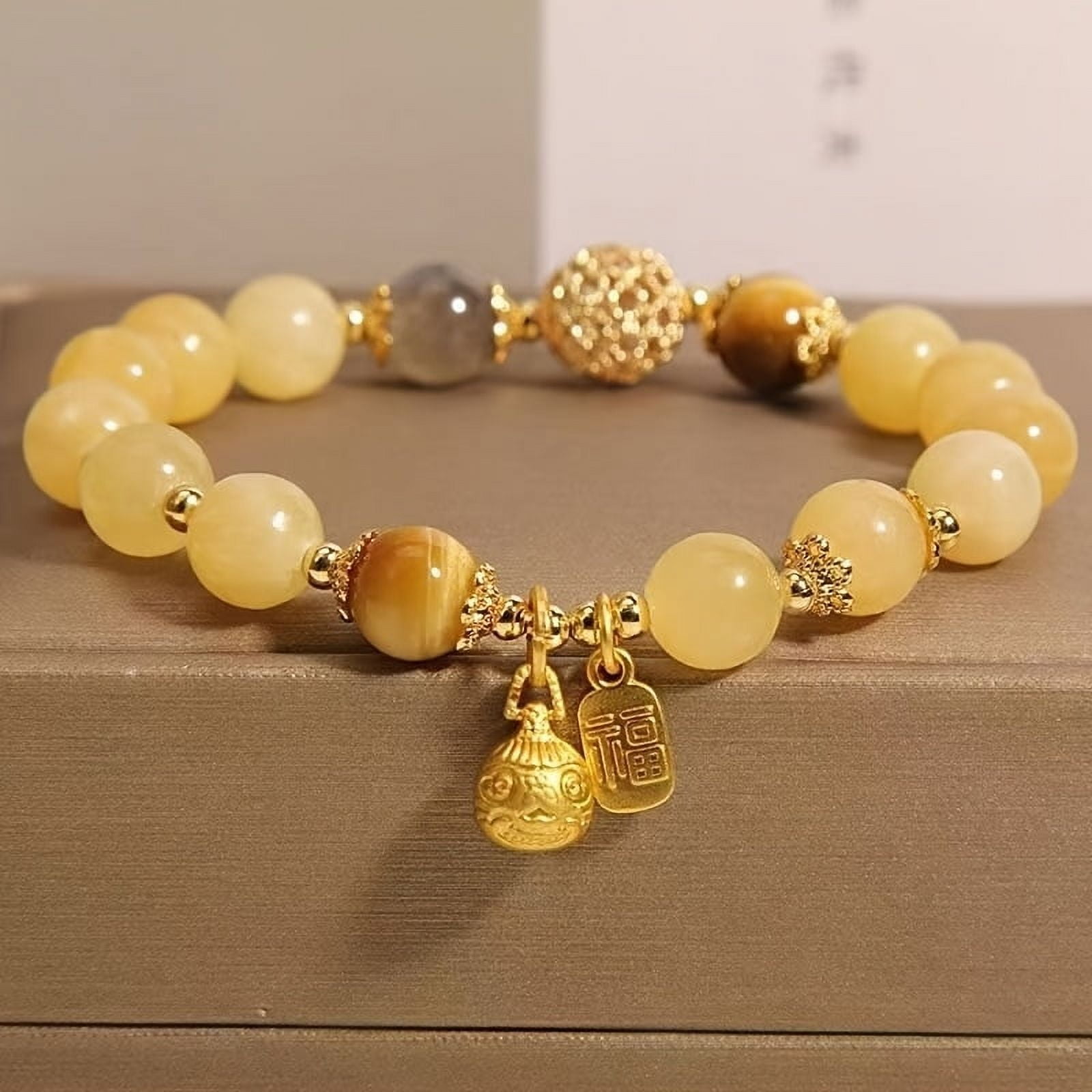 GENERIC Citrine Bead Bracelet with Golden Charm - Bohemian Style, Natural Stone, Perfect for Casual Attire & Gifts,Yellow