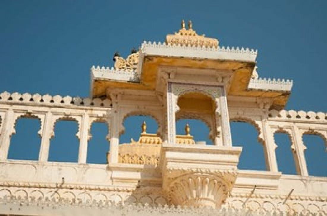 City Palace Udaipur Rajasthan India Canvas Art - Inger Hogstrom DanitaDelimont (22 x 15)