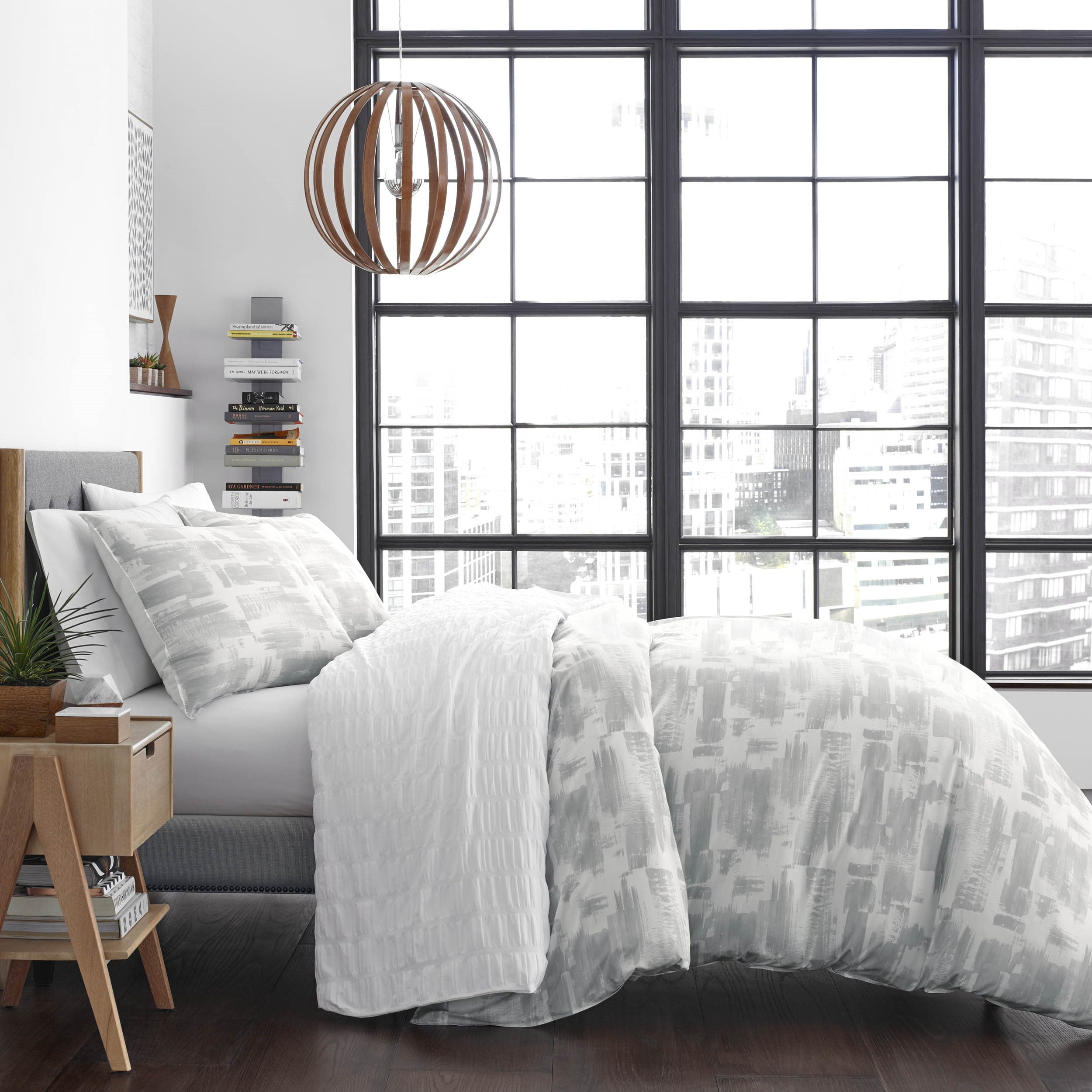Aria Full/Queen Gray and White Microfiber Duvet Set