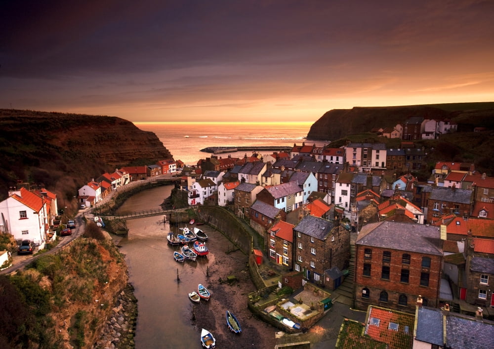 Cityscape At Sunset Staithes Yorkshire England Canvas Art - John Short Design Pics (34 x 24)