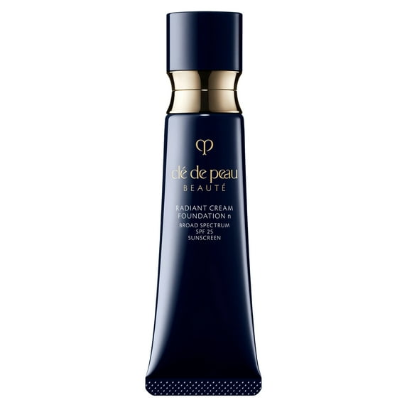 Clé de Peau Beauté Radiant Cream Foundation SPF 25