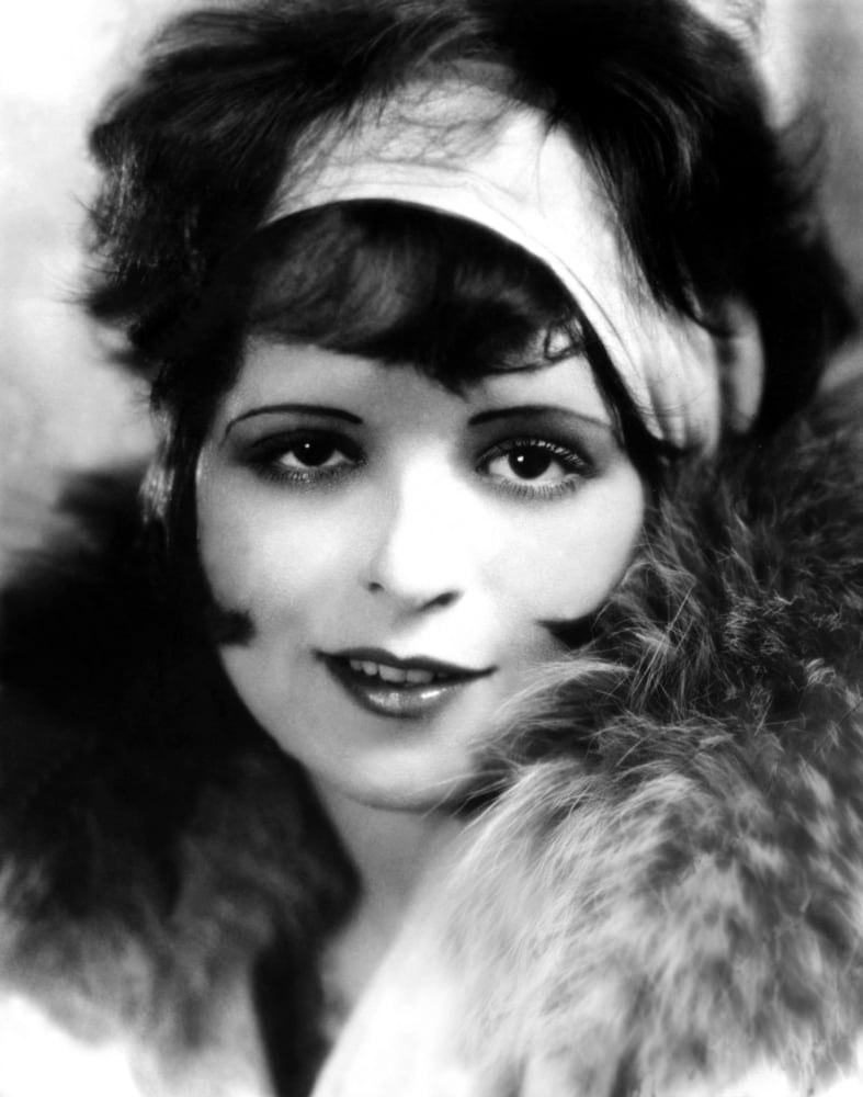Clara Bow Canvas Art - (16 x 20)