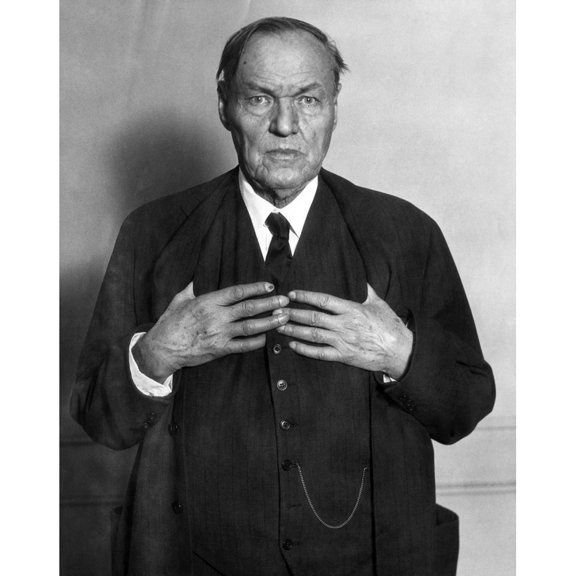Clarence Darrow History (18 x 24)