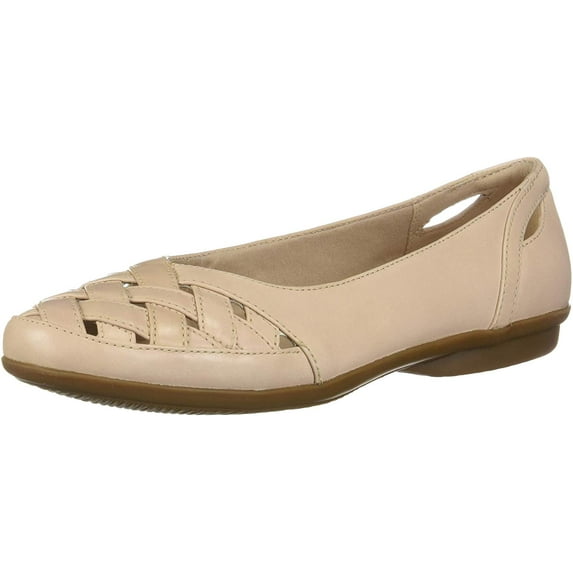 Clarks 26139975: Women's Gracelin Maze Blush Pink Leather Loafer Flat (9.5 B(M) US Women)
