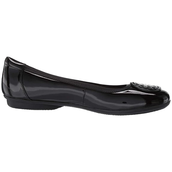 Clarks 26150019: Women's Gracelin Lola Black Patent Flats (7.5 B(M) US Women)