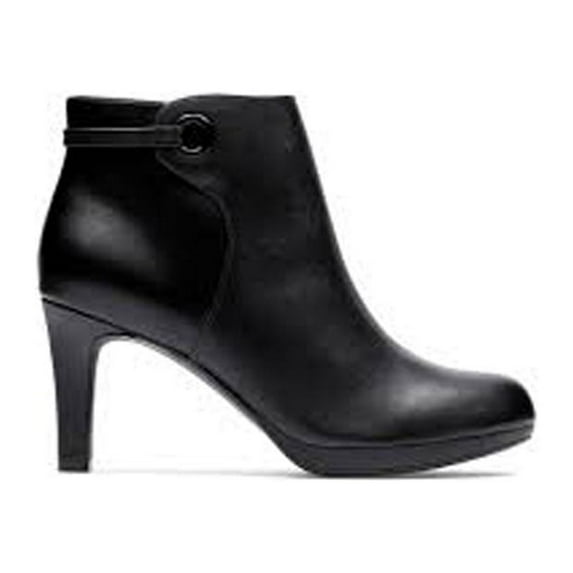 Clarks Adriel Mae Fashion Women/Adult shoe size 7.5 Casual 26144417 Black Leather
