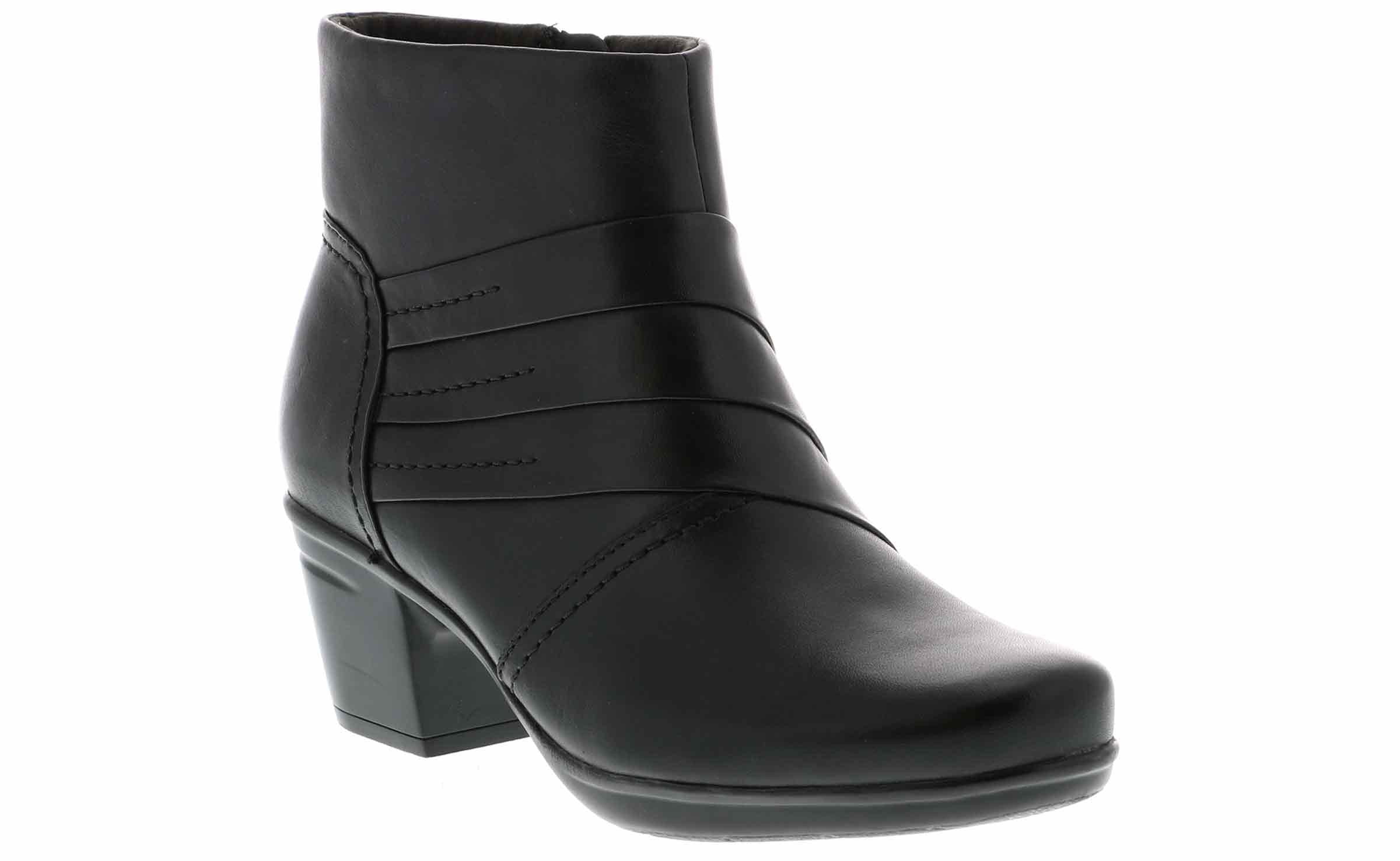 clarks emslie newport