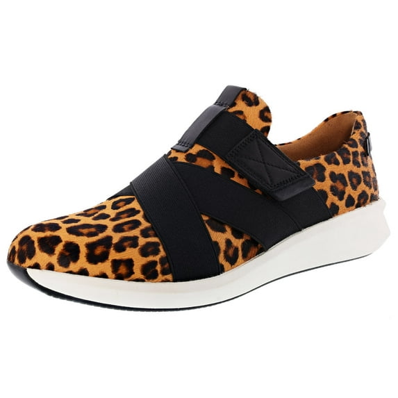 Clarks Women's Un Rio Strap Leather EVA Casual Slip On Sneaker Tan Size 7.5