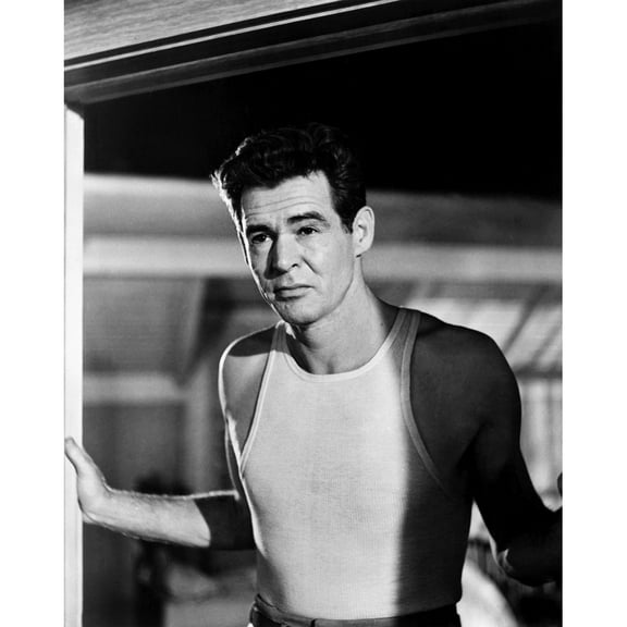 Clash By Night Robert Ryan 1952 Photo Print (16 x 20)