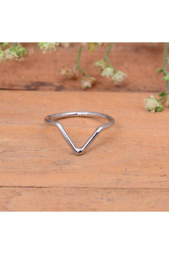 Classic Chevron V Ring – 925 Silver Midi Ring, Boho Jewelry, Romantic Gift for Her
