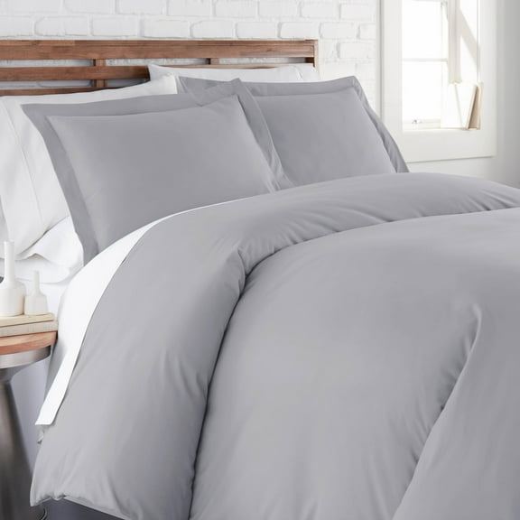 Classic Duvet Cover Set by Southshore Fine Linens