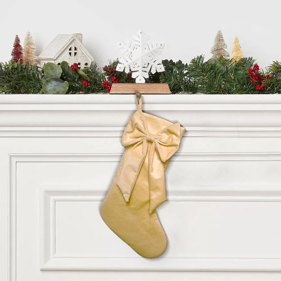 Classic Knitted Christmas Stockings Set, 18-Inch Fireplace Stockings with Faux Fur Cuff, Embroidered Holiday Designs for Mantel Decor, Gift Bags for Candy and Presents
