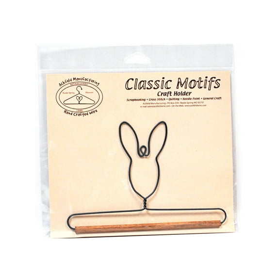 Classic Motifs Bunny With Dowel Craft Holder