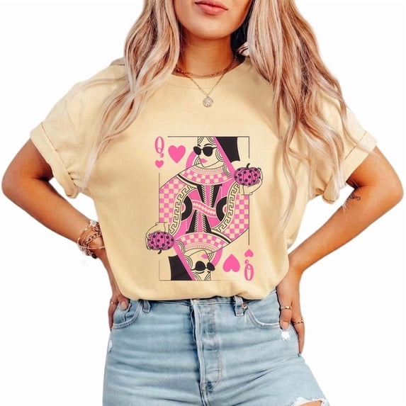 Classic Q Card Queen Trendy Retro Women's Graphic Tee Crew Neck Short Sleeve Statement Shirt