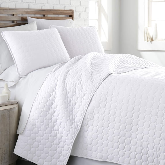 Classic Quilt Set by Southshore Fine Linens