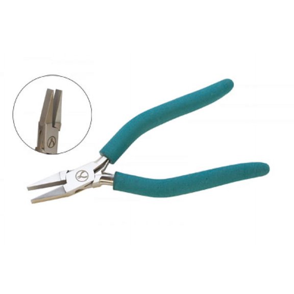 Classic Wubbers Wide Flat Nose Pliers