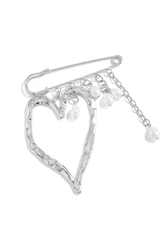 Classical Heart Design Brooch Pin With Smooth Brims Allergy Resistant Jewelry For Daily Wear Or Special Occasions
