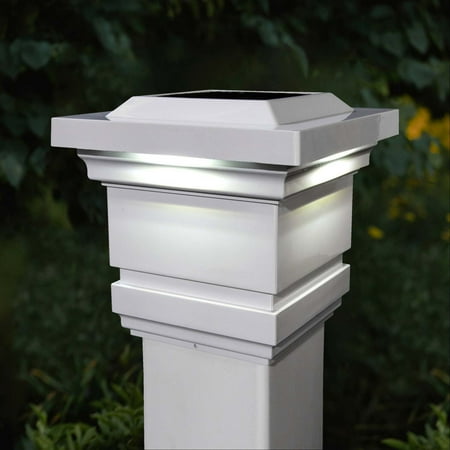 Classy Caps Slo74 Classy 1 Light 7" Tall Led Solar Post Cap Light That Fits 4" X 4" Post -