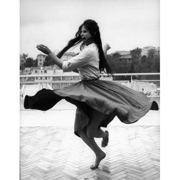 Claudia Cardinale - Spin Photo Print (8 x 10)
