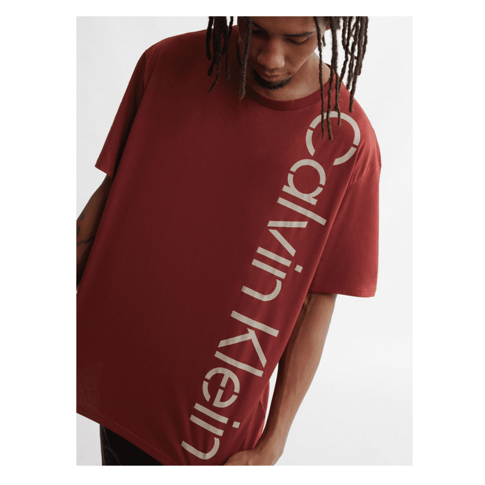 Clavin Klein Men s Relaxed Fit Stencil Logo Crewneck T Shirt Alpine Berry 2XL Walmart