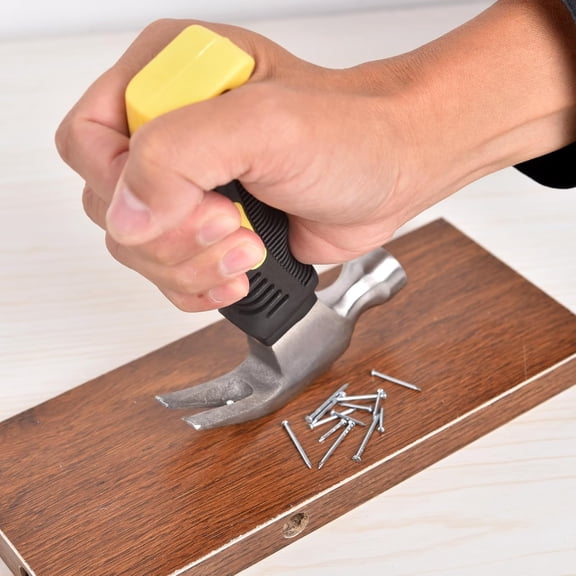 Claw Hammer - Mini Hammer for Household Projects, Woodworking & DIY Tasks