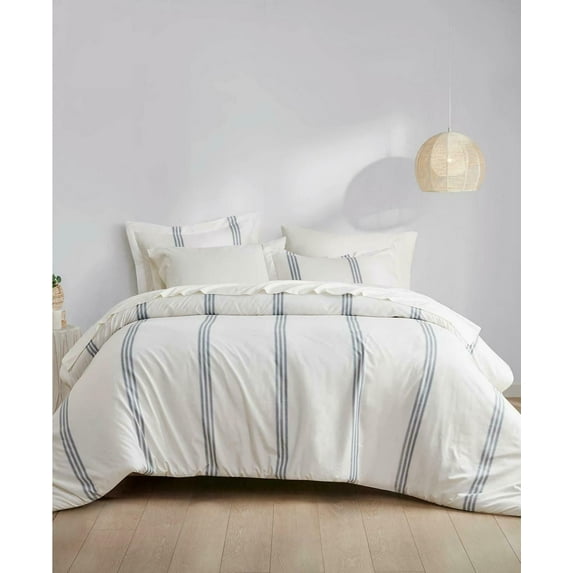 Clean Spaces Living Everyday 7-Pc. Queen Comforter Set