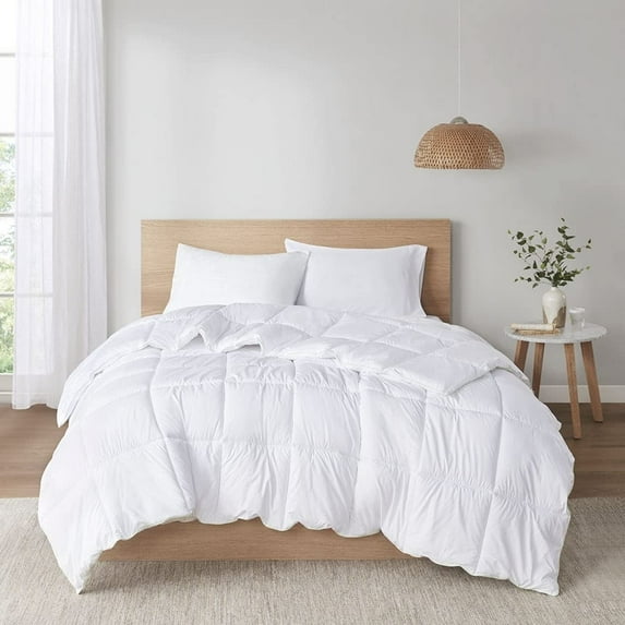 Clean Spaces Polyester Allergen Barrier Da Comforter Set with White LCN10-0021