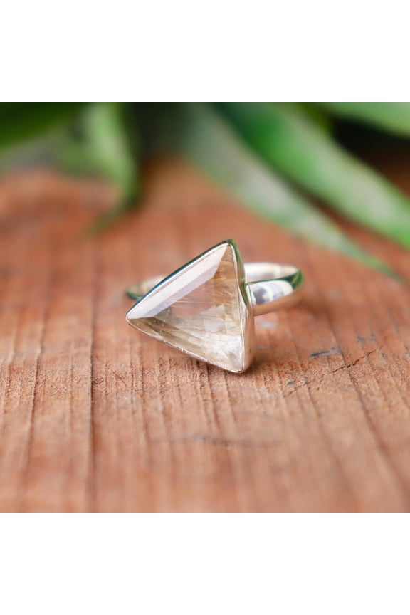 Clear Quartz Gemstone Ring, 925 Sterling Silver Ring, Silver jewelry, Women Ring, Quartz Ring, Pure Silver Ring, Personalized Gift For Her,.
