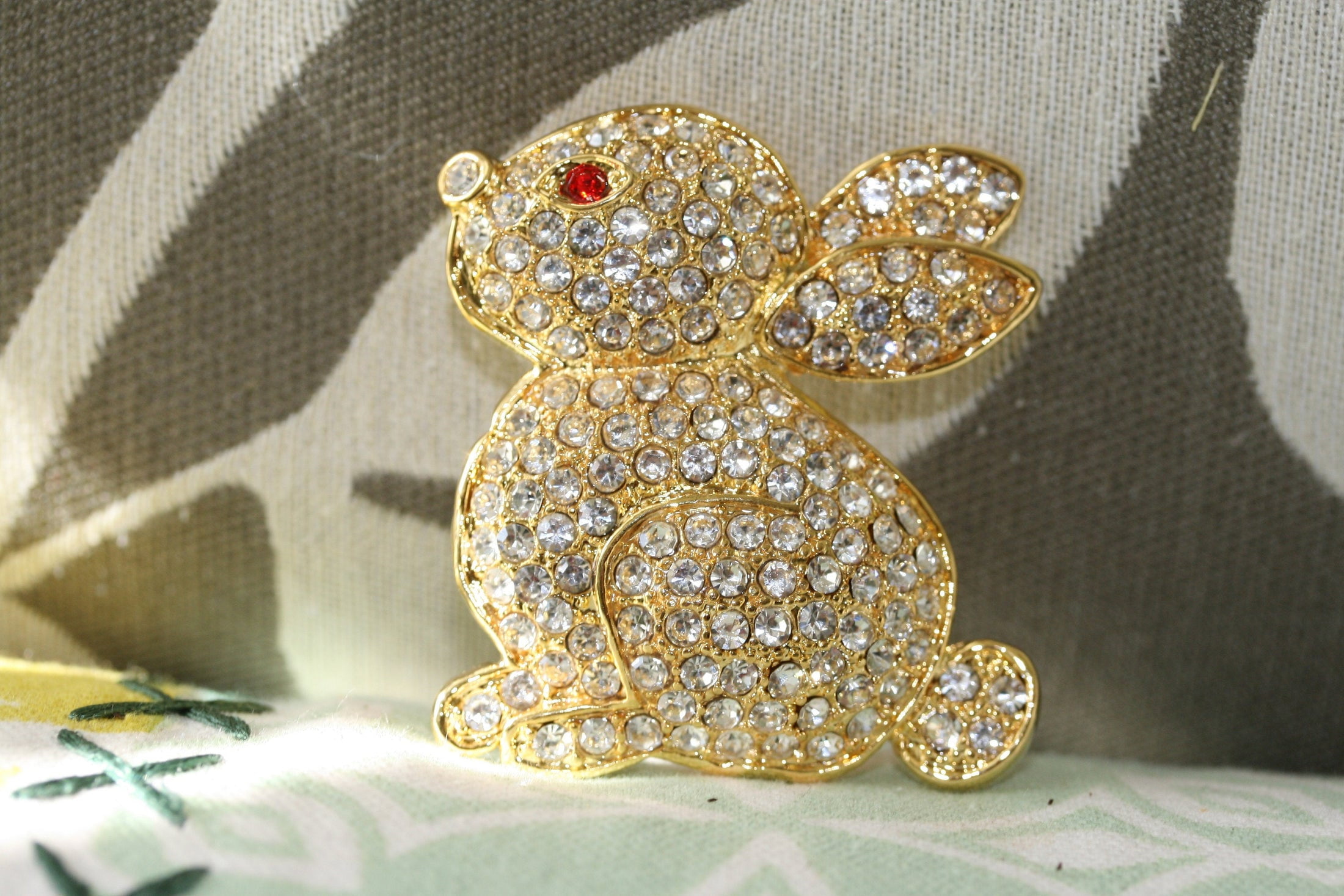 Clear Rhinestone Crystal Easter Bunny Rabbit Pin Brooch - Walmart.com