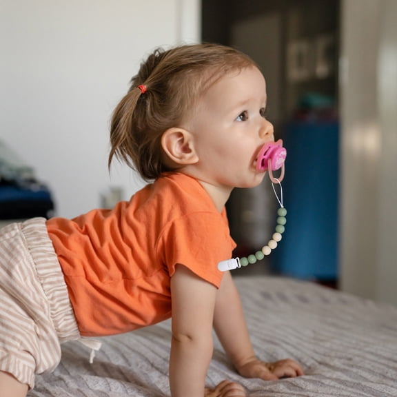 FAMTKT 2 Pack Pacifier Clips for Baby Boys and Girls, One-Piece Silicone Pacifier Chain with Clip for Teether Toys, Pacify Toy Molar Lozenge Chain