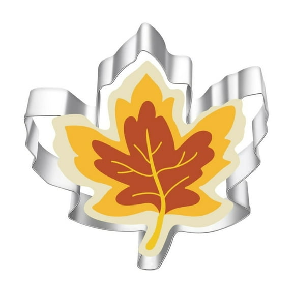 Clearance Biscuit Moulds under $5 8Pcs/Set Stainless Fall Thanksgiving Cookie Cutters Pumpkin Turkey Maple Squirrel Candy Corn And