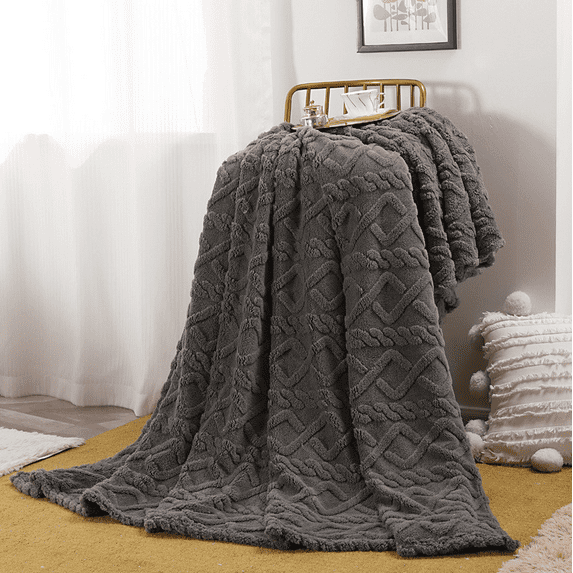 Djunllk Throw Blanket for Couch - 27" x 39" Fleece Checkered Bed Blanket Lightweight Blankets & Throws for Travel Camping, Soft Cozy Blanket for Couch Sofa Bed Home Decor, Gray