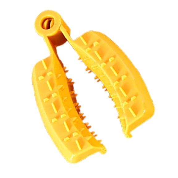 Clearance Under $1.24! 1Pc Kitchen Finger Protector with Anti-Slip Spikes (One Size, Yellow)