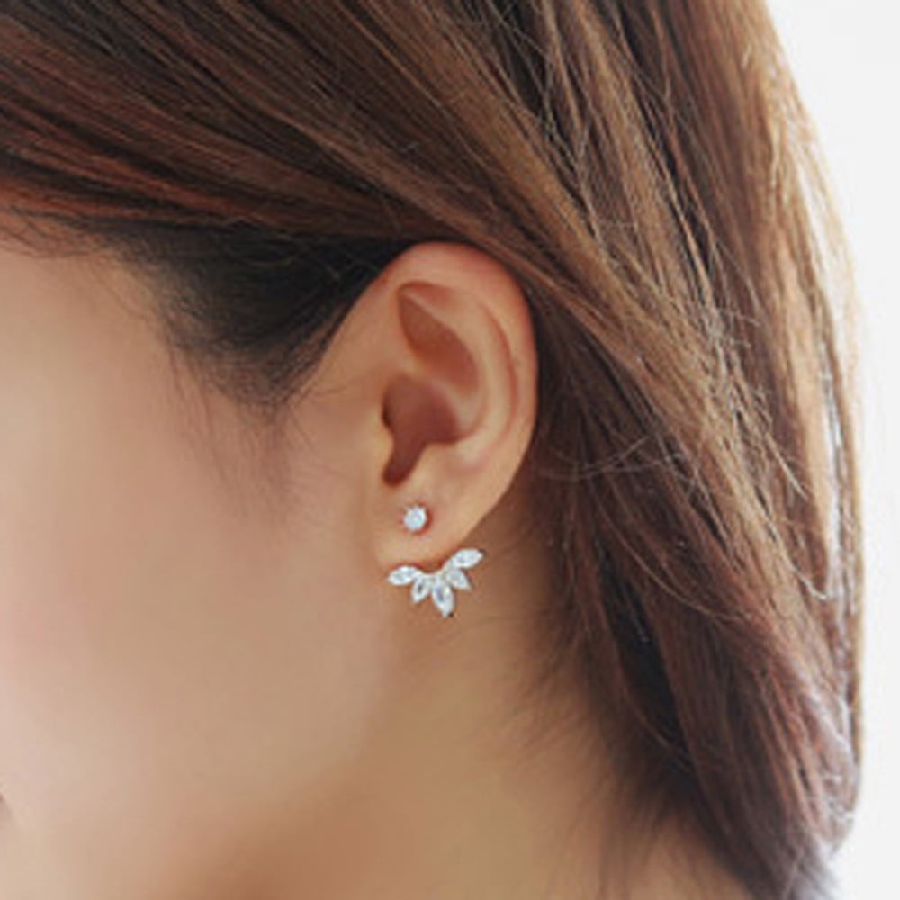Buy Hoop Earrings Online At Best Prices | CaratLane