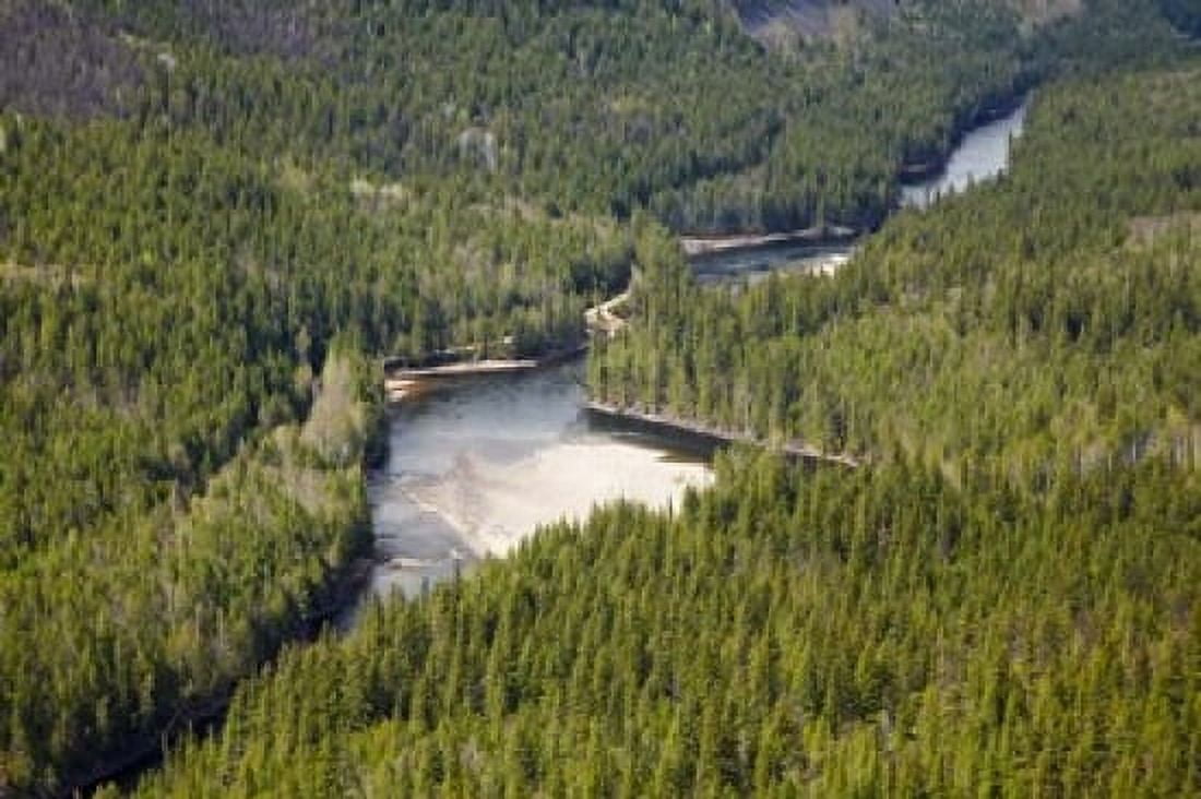 Clearwater River and Valley Wells Gray British Columbia Canvas Art - David Wall DanitaDelimont (29 x 19)