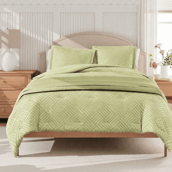 CH King Comforter Set Leaf Green, 3 Pieces Clipped Jacquard Comforter Set, All Season Lightweight Soft Shabby Chic Embroidered Bed Set (102" x 90" Comforter & 2 Pillow Shams)